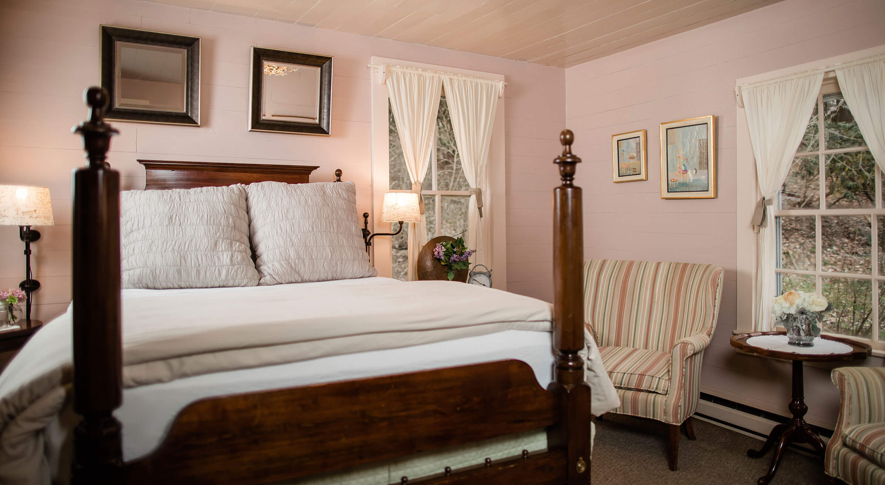 Luxurious four-poster bed in North Carolina bed and breakfast