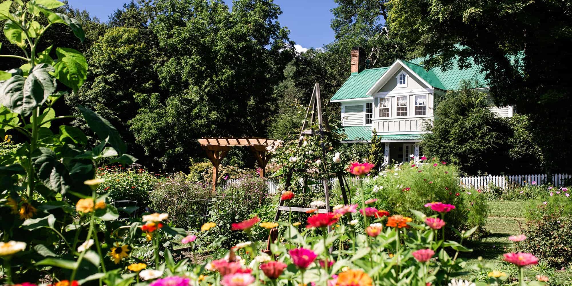 Gardens & Inn Exterior